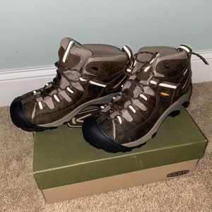 Men's Targhee II Waterproof Mid, Size 8.5
